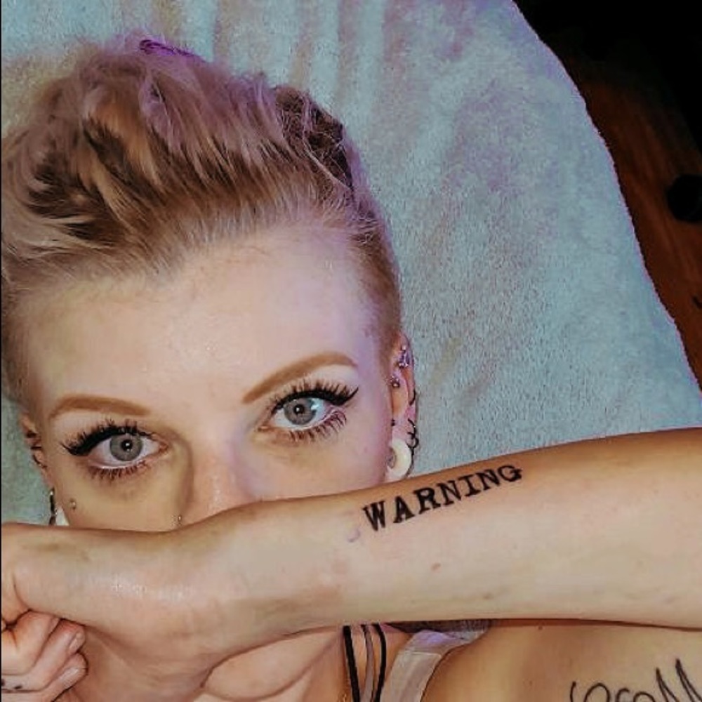 Meet your Posher, Alexis